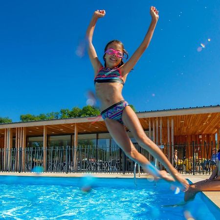 Village De Vacances Les Lambrilles La Bastide-de-Serou ภายนอก รูปภาพ